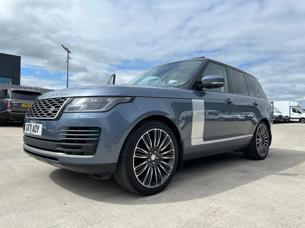 Dec 2021 Land Rover Range Rover 3.0 D300 Vogue 4dr Auto