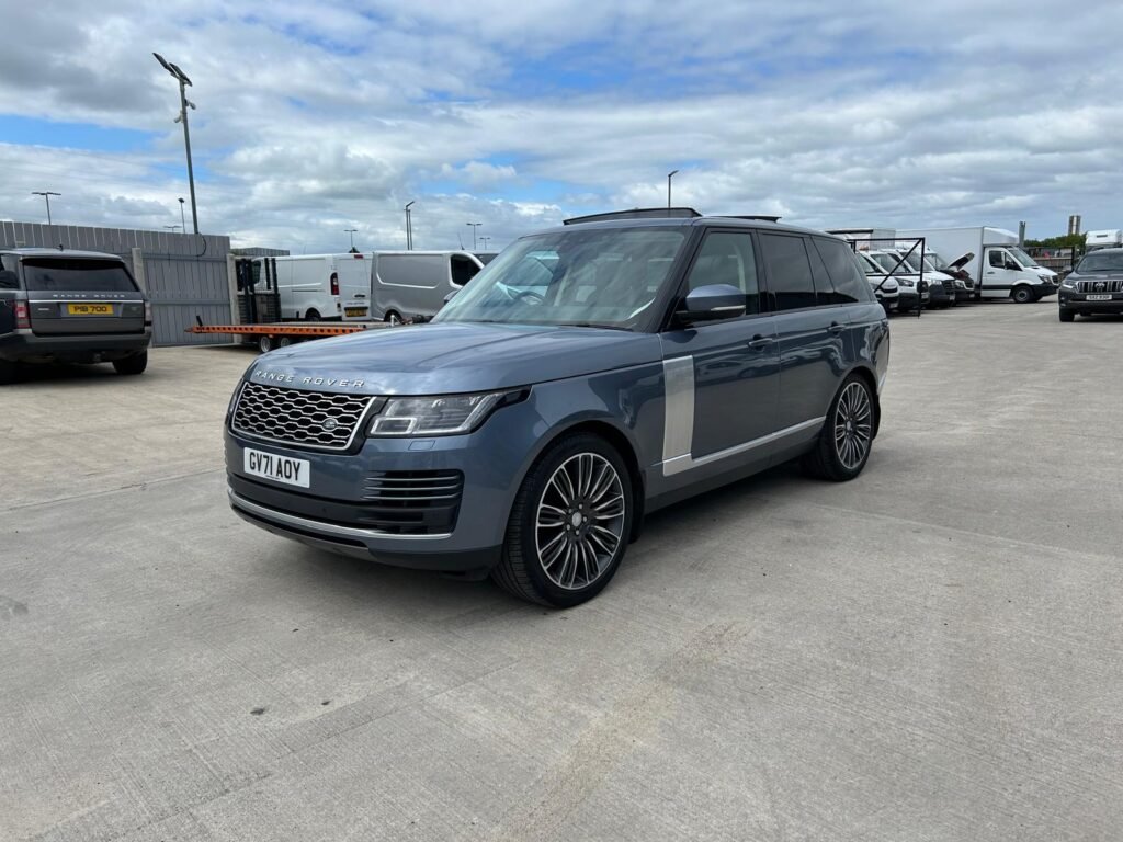 Dec 2021 Land Rover Range Rover 3.0 D300 Vogue 4dr Auto