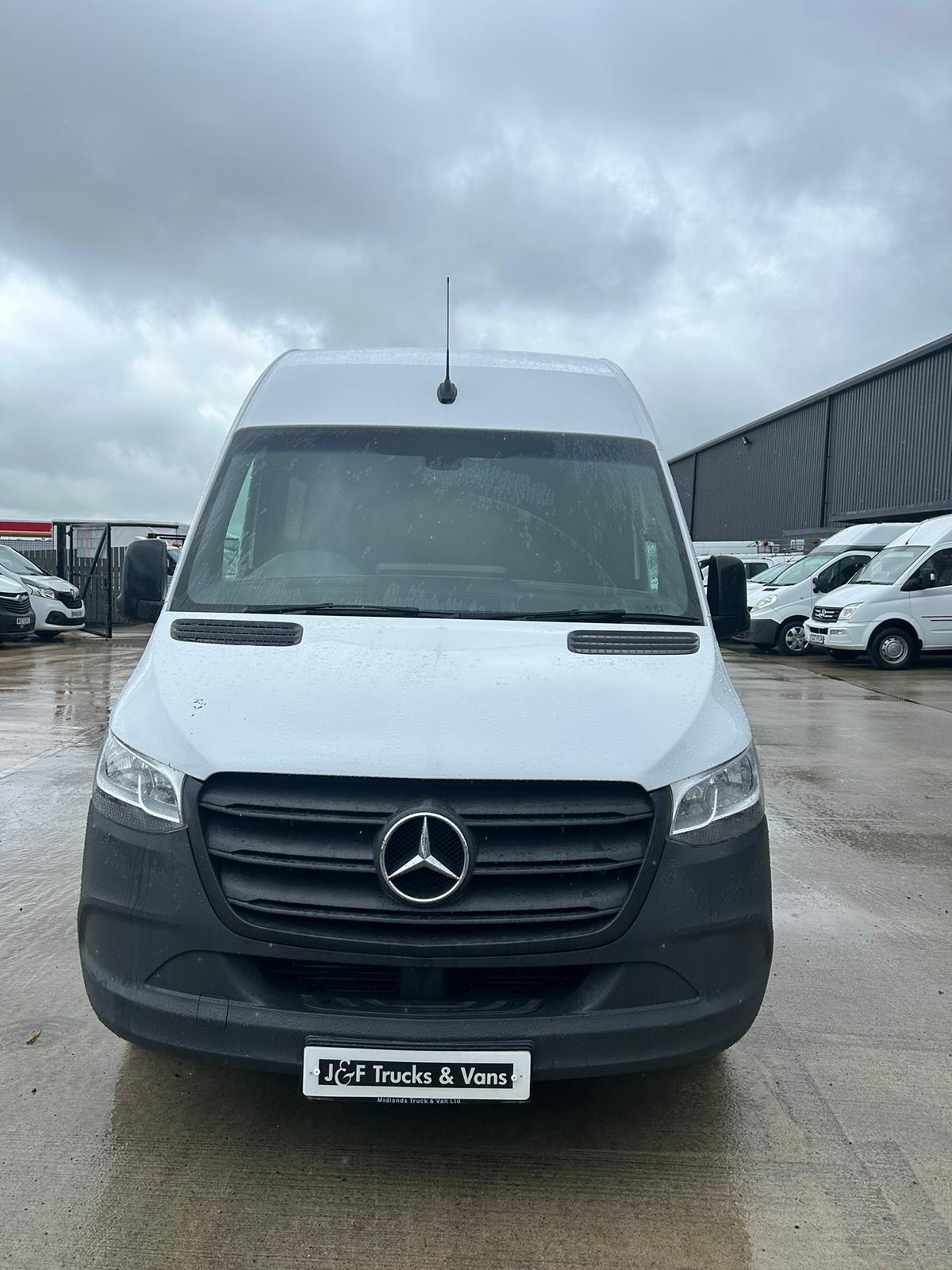 May 2020 Mercedes Sprinter 3.5t H1 Van 9 Seater J AND F TRUCKS AND