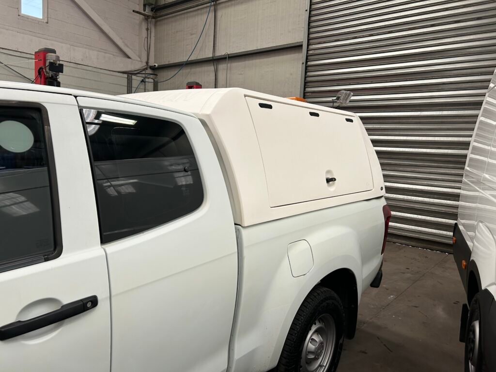 Truck man rear canopy for Isuzu pick