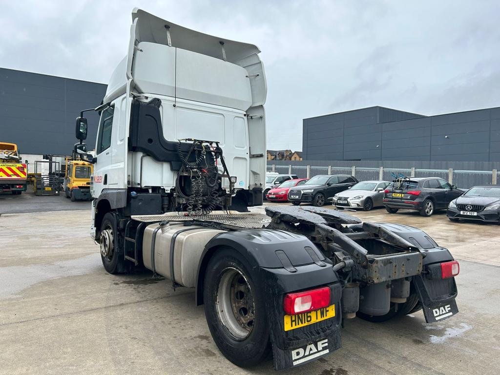 JUNE 2016 DAF CF 400