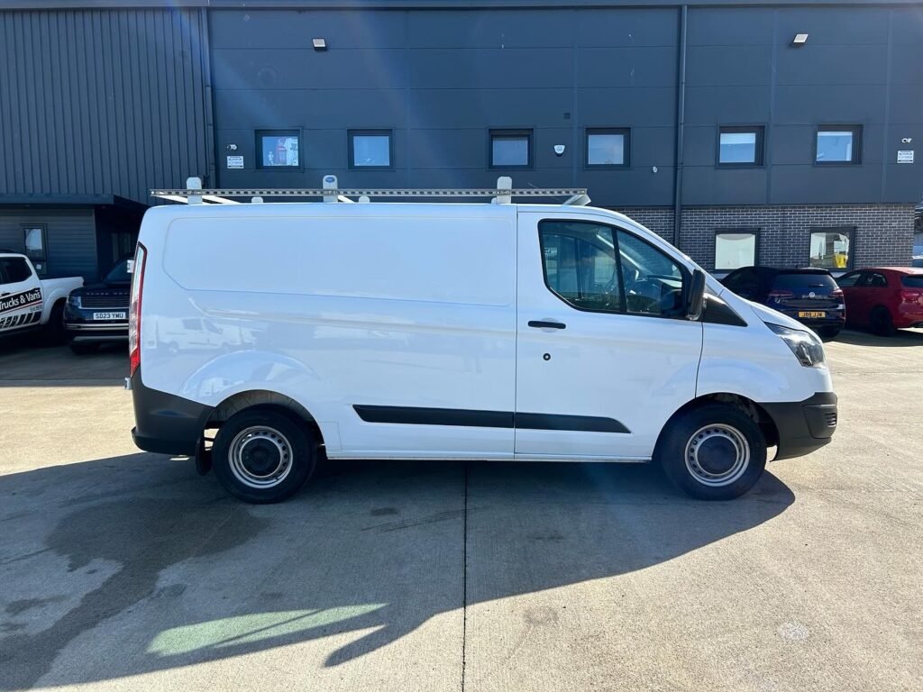 May 2018 ford transit custom 2.0 105bhp L1 H1 290