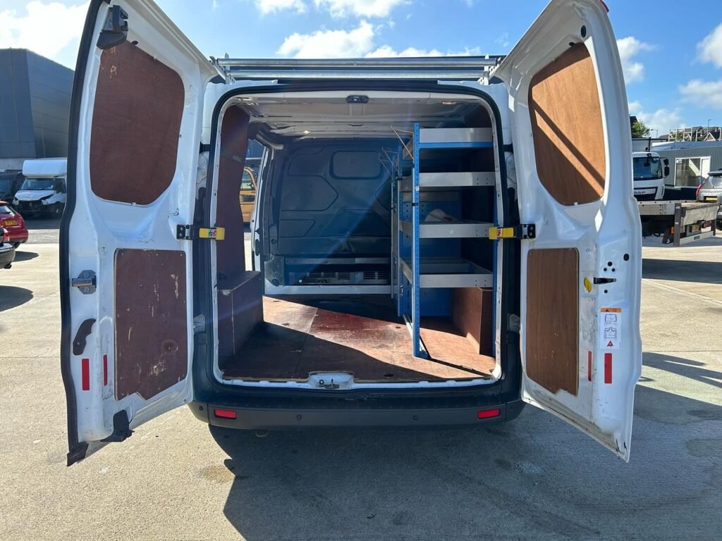 May 2018 ford transit custom 2.0 105bhp L1 H1 290