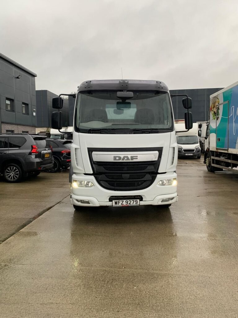 APRIL 2015 DAF LF 55-280