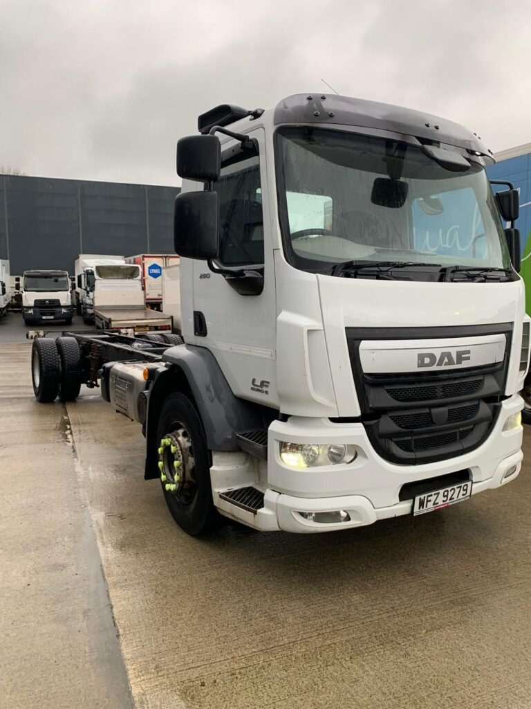 APRIL 2015 DAF LF 55-280