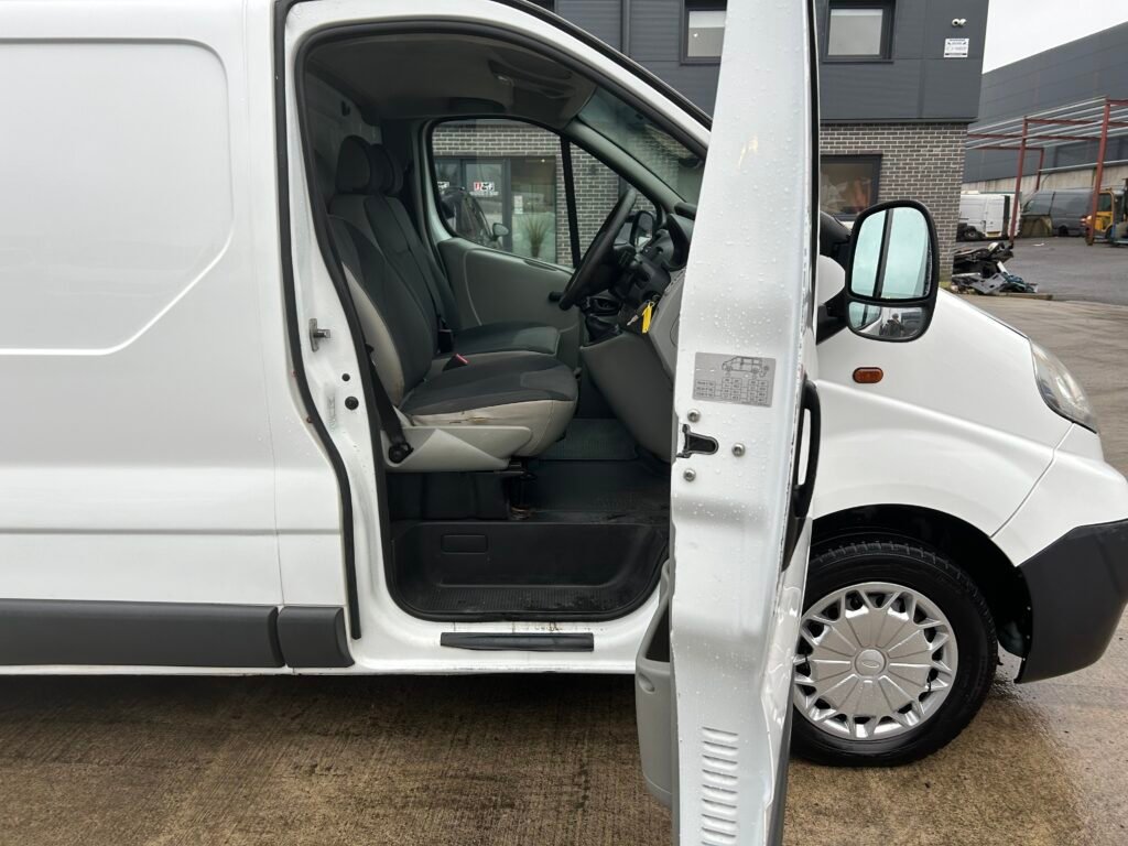 2013 Vauxhall vivaro 2.0 115bhp 6 speed