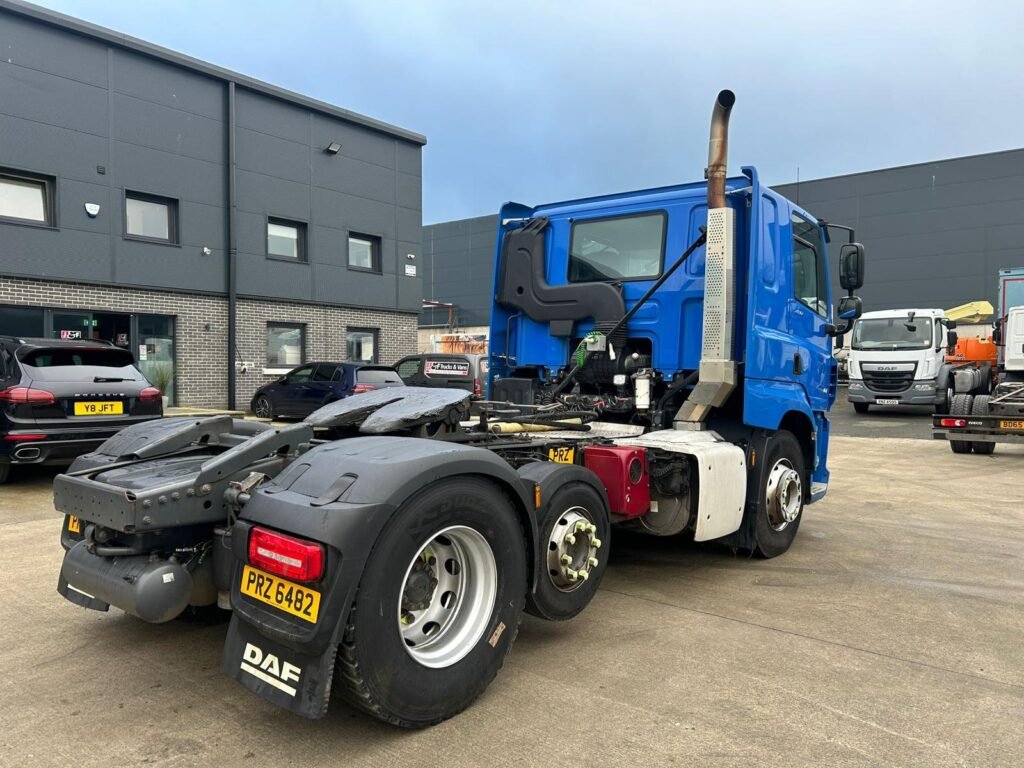 OCTOBER 2019 DAF CF 480