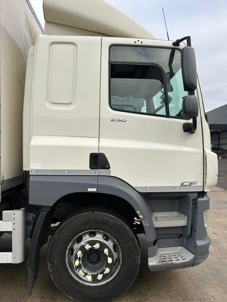 MAY 2019 DAF CF 65 230 18 TONNE BOX