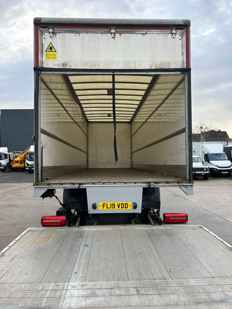 MAY 2019 DAF CF 65 230 18 TONNE BOX