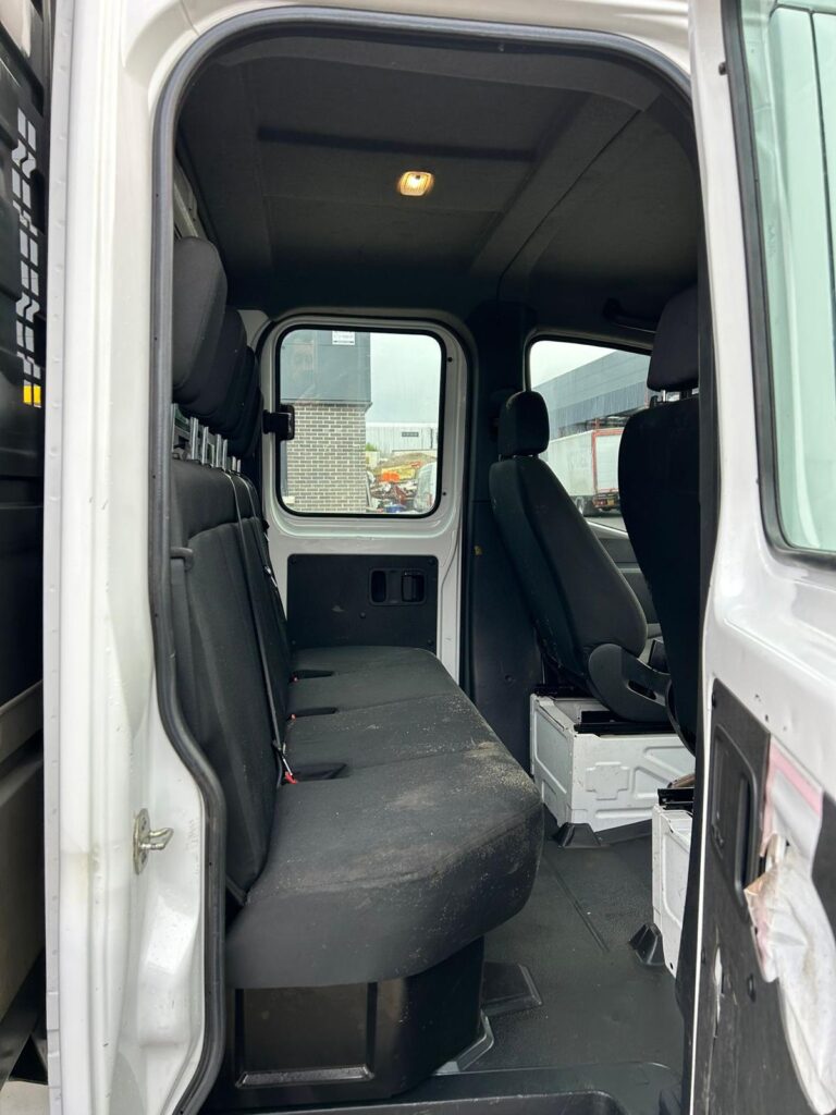 2021 Mercedes Sprinter 3.5t Progressive Crew Cab Dropside