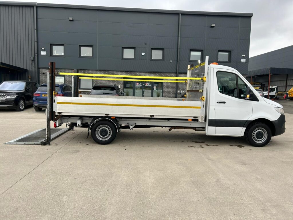 April 2020 Mercedes Sprinter 2.1 314cdi LWB Alloy Drop Side with Tail Lift