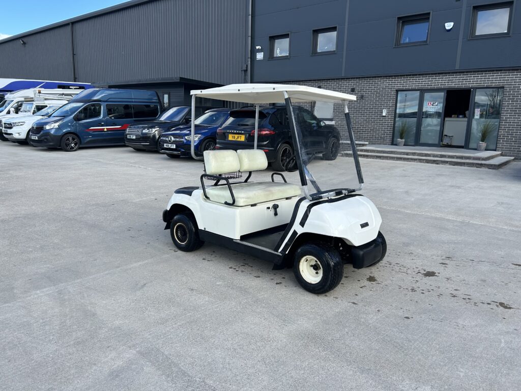 Yamaha golf cart / buggy