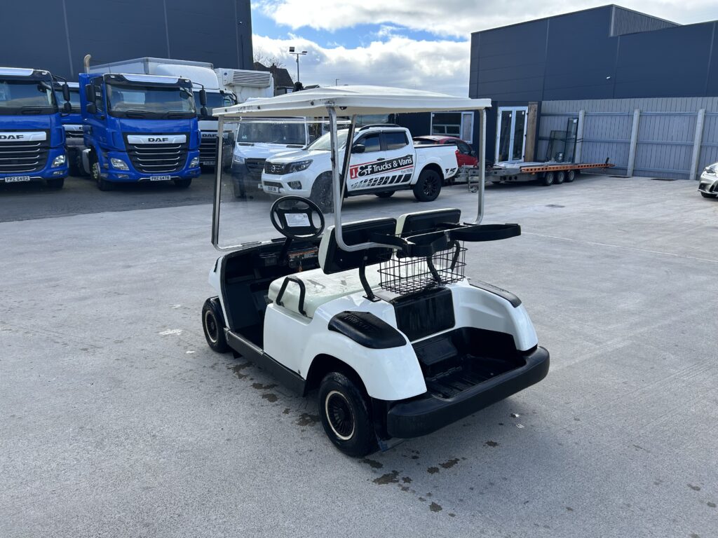 Yamaha golf cart / buggy