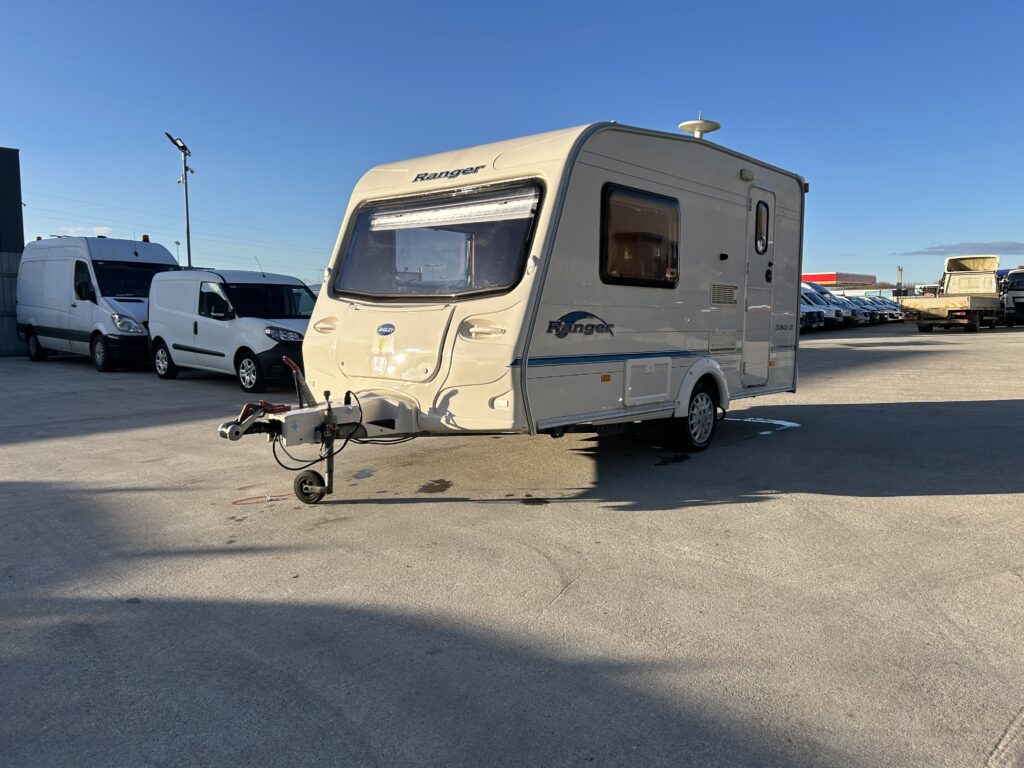 2005 Bailey ranger 380/2 £4995