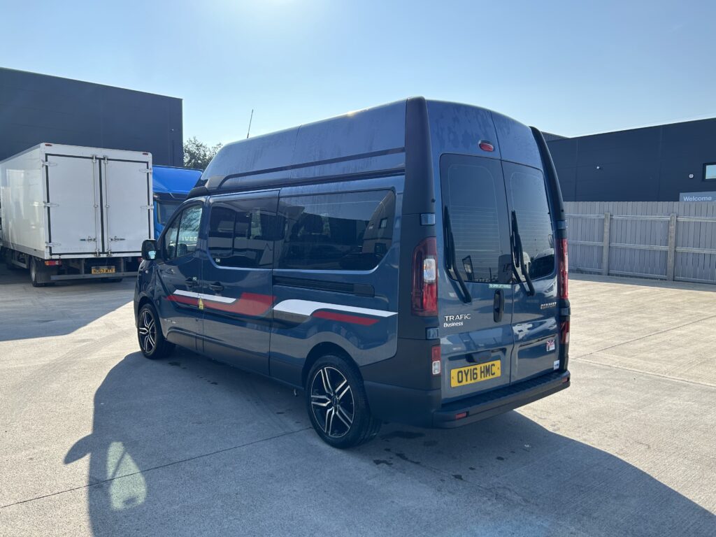 2016 Renault trafic 1.6 Lwb high roof newly converted 2 berth camper