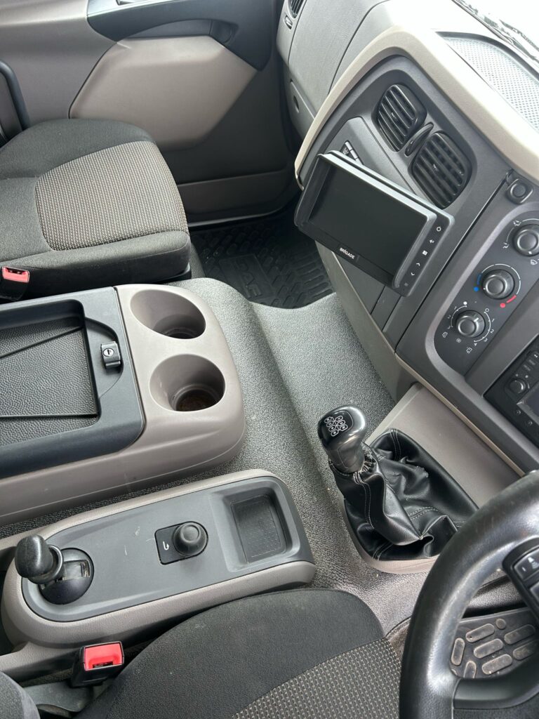 AUGUST 2017 DAF LF 210 FRIDGE
