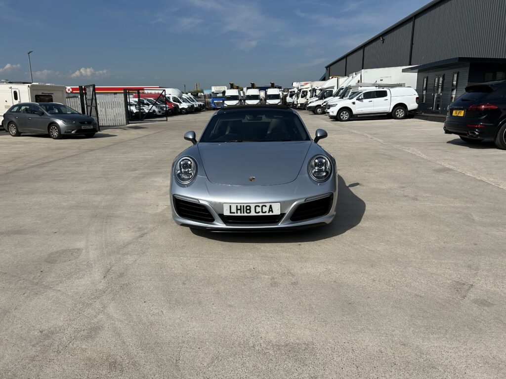 April 2018 Porsche 911 991.2 3.0 twin turbo Carrera s