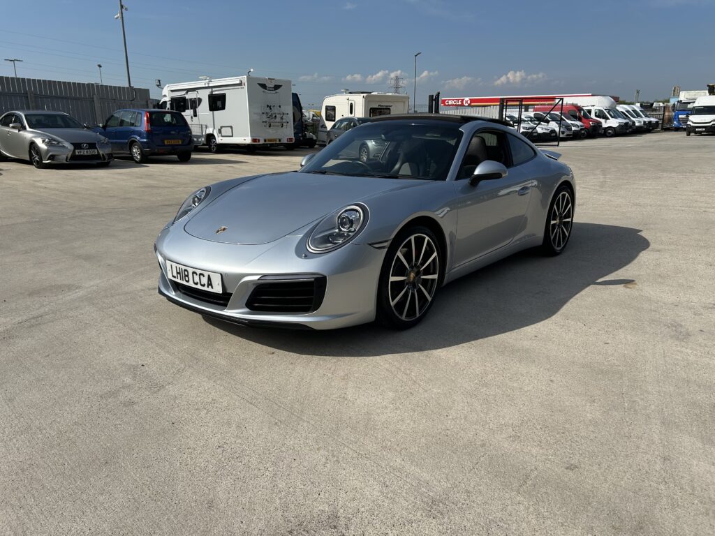 April 2018 Porsche 911 991.2 3.0 twin turbo Carrera s
