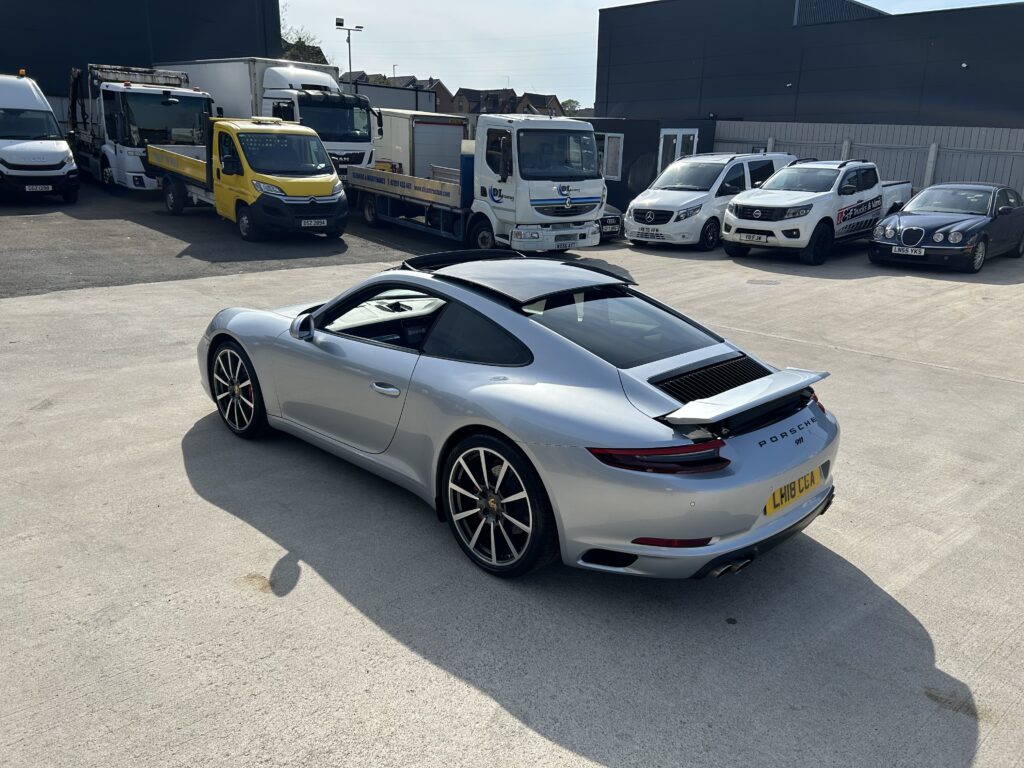 April 2018 Porsche 911 991.2 3.0 twin turbo Carrera s