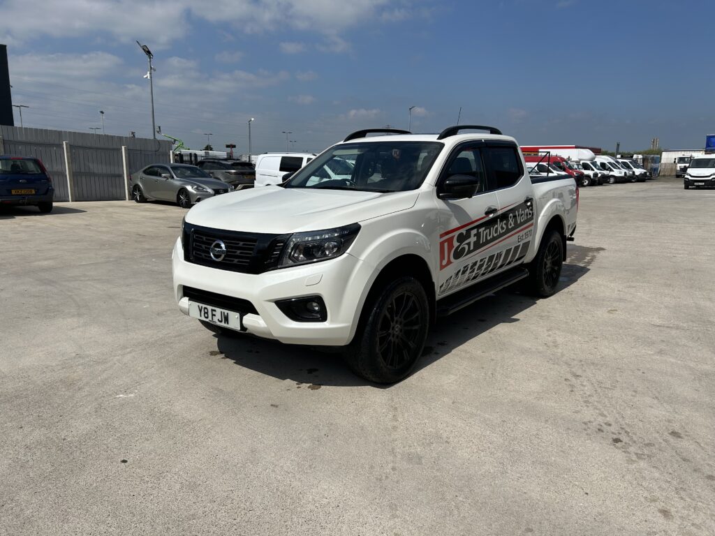 2021 Nissan Navara 2.3dci n guard top spec