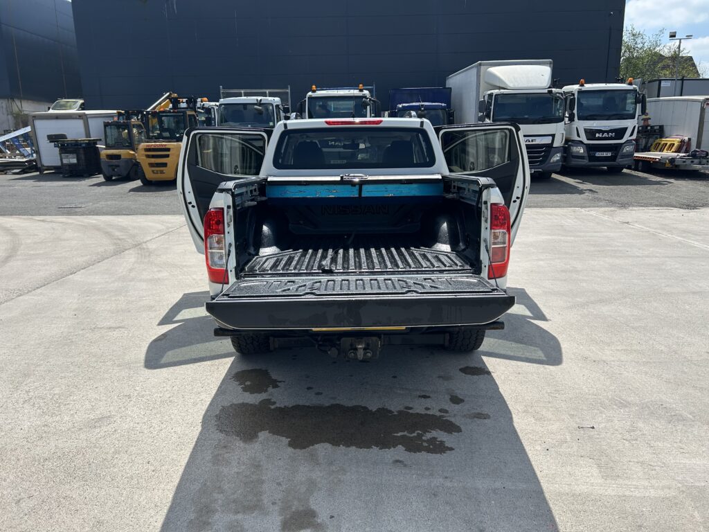 2021 Nissan Navara 2.3dci n guard top spec