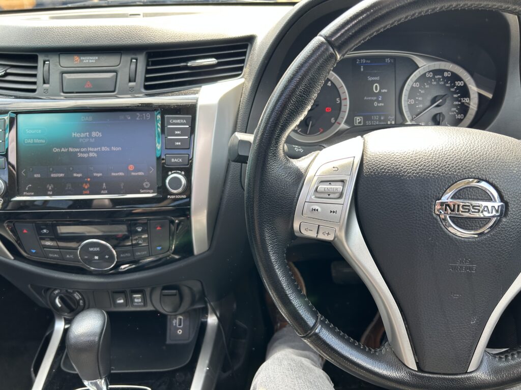 2021 Nissan Navara 2.3dci n guard top spec
