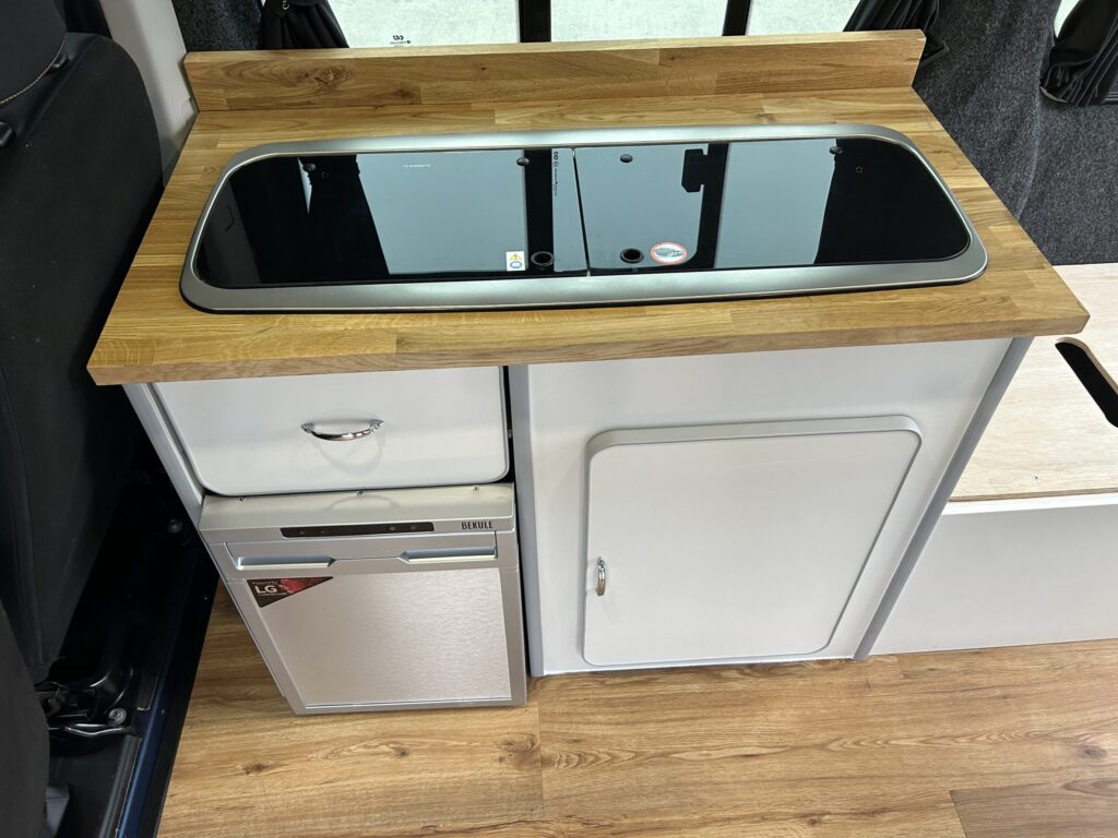 2016 Renault Trafic 1.6 LWB High Roof Newly Converted 2 Berth Camper