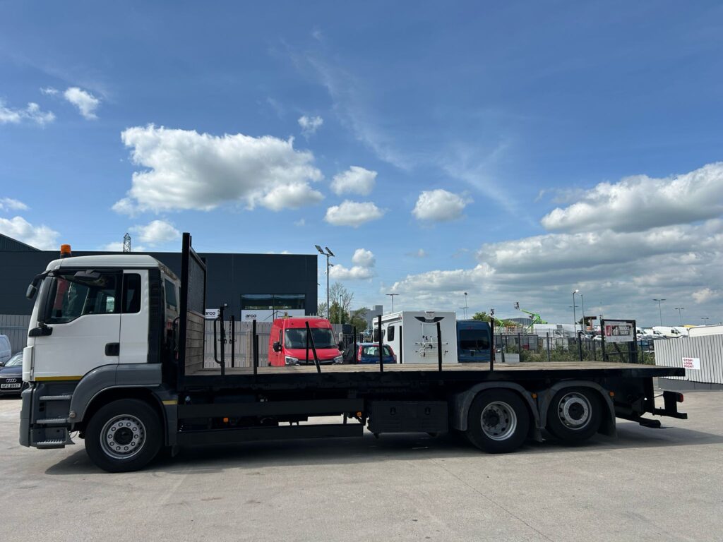 DECEMBER 2016 MAN 26-320 26" FLAT BODY