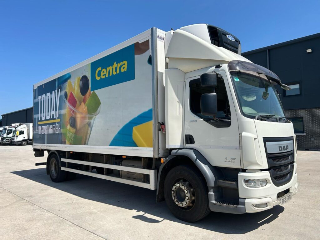 2017 DAF LF 250 18 Tonne Fridge