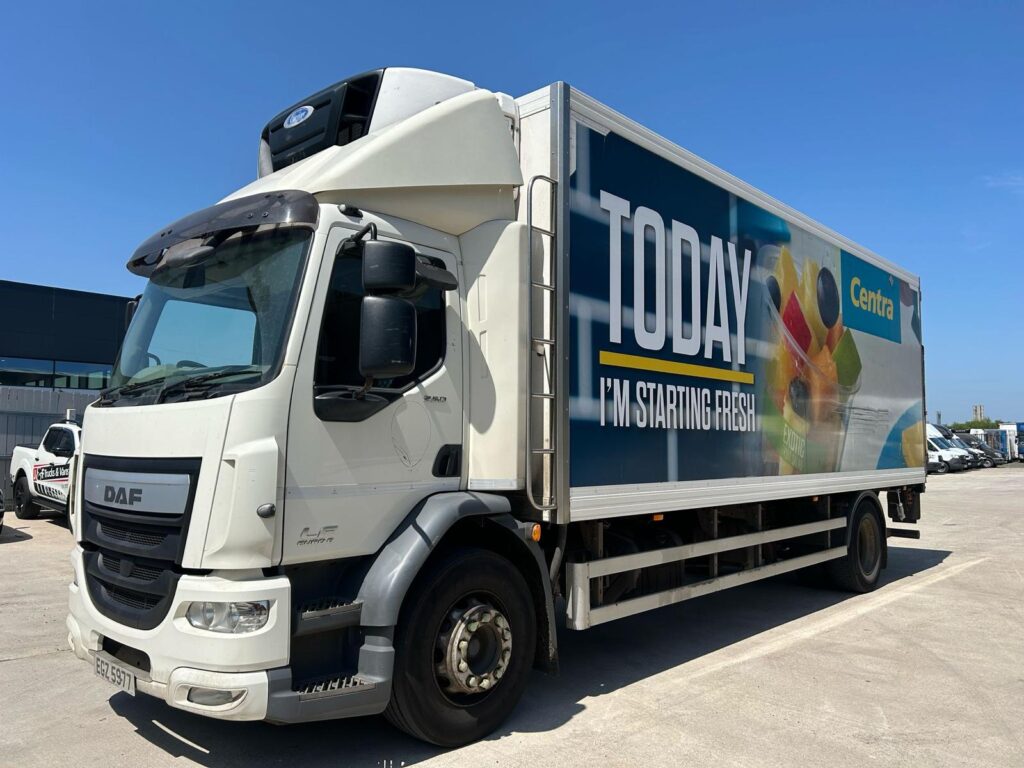 2017 DAF LF 250 18 Tonne Fridge