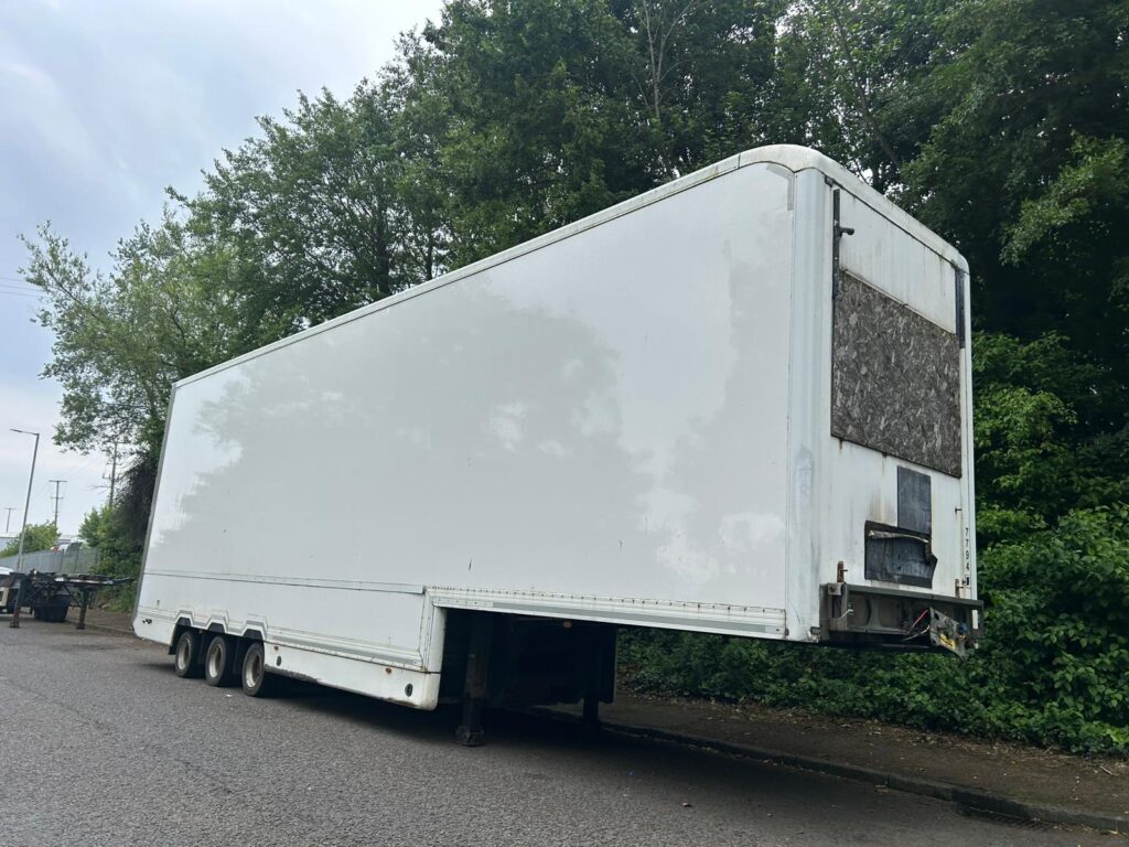 2015 Paneltex Triaxle Double Deck Trailer