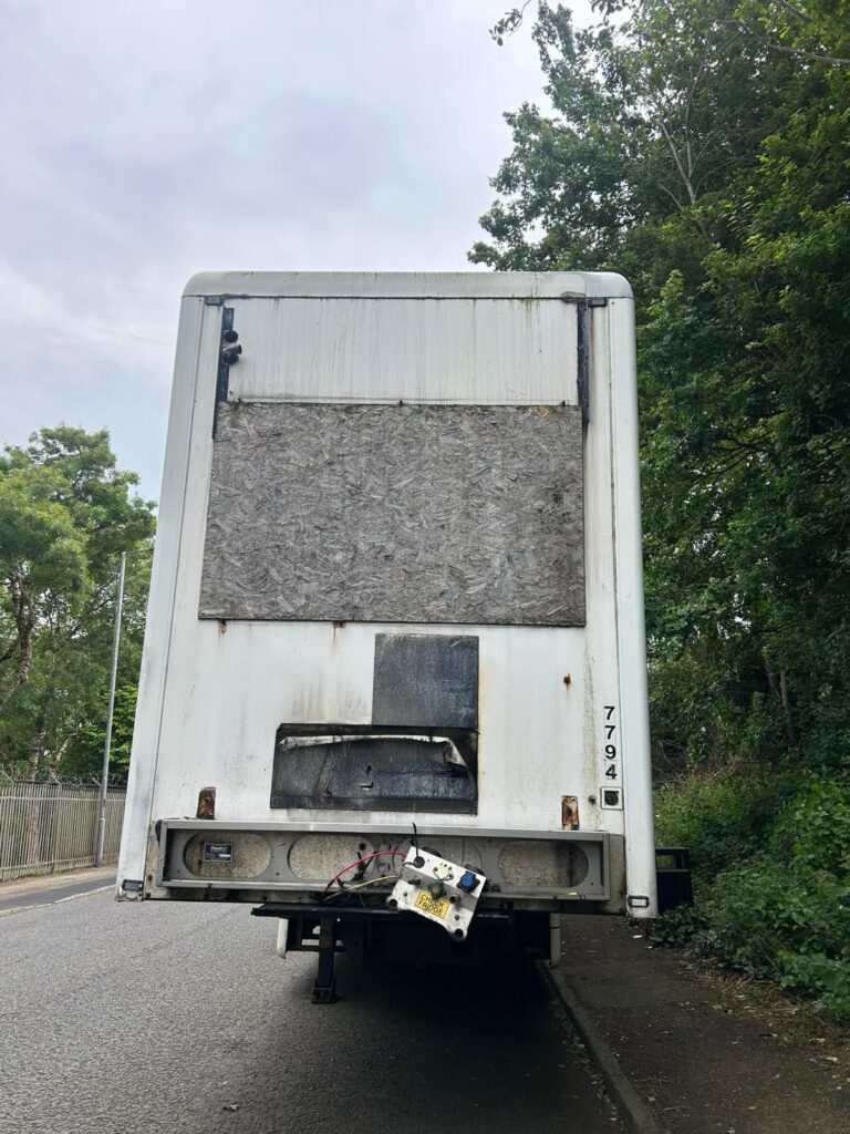 2015 Paneltex Triaxle Double Deck Trailer