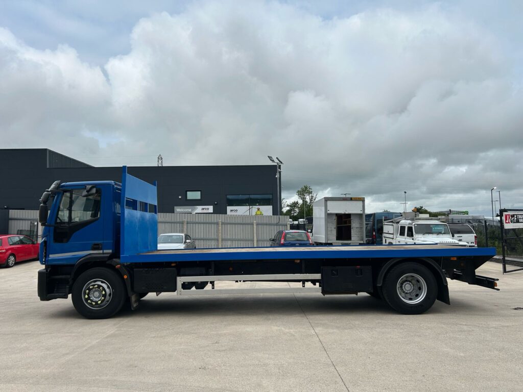 AUGUST 2018 IVECO 180E25 18 TONNE EURO 6