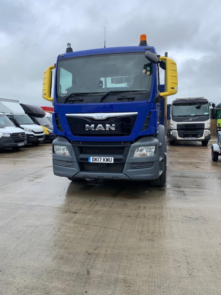 MAY 2017 MAN TGS 26-360 CRANE LORRY