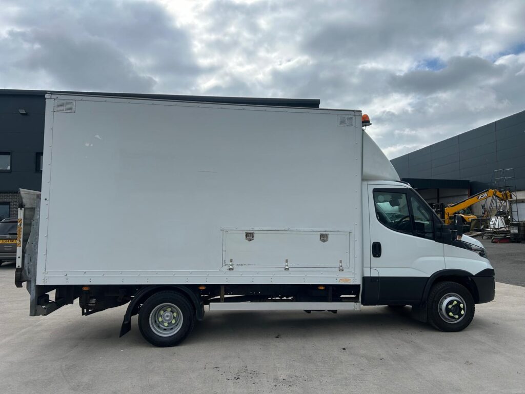 October 2018 Iveco Daily 72-180