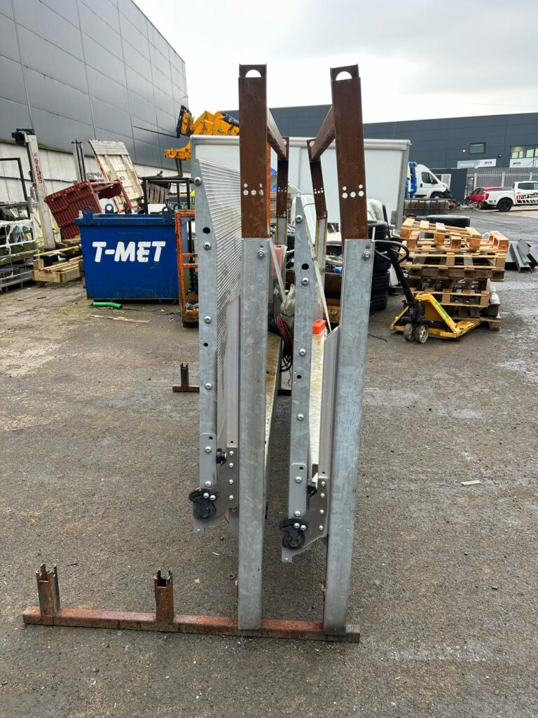 NEW DHOLLANDIA ALLOY TAIL LIFT 500KGS