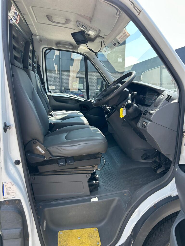 2013 IVECO DAILY 50C15 38LF VERSALIFT HOIST CHERRY PICKER