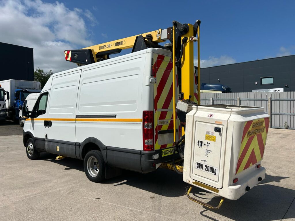 2013 IVECO DAILY 50C15 38LF VERSALIFT HOIST CHERRY PICKER