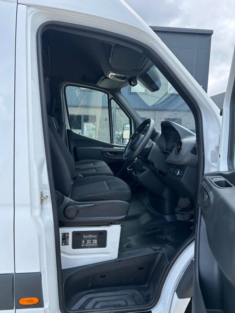 August 2021 Mercedes Sprinter Progressive 315cdi 2.0d LWB