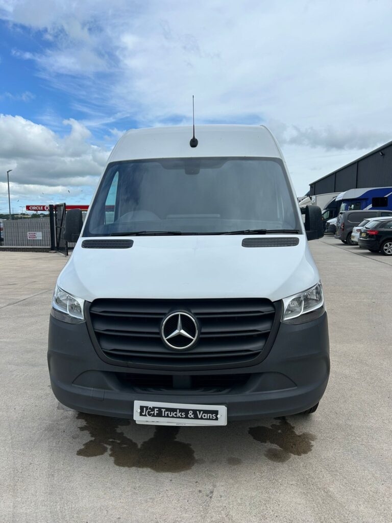 August 2021 Mercedes Sprinter Progressive 315cdi 2.0d LWB
