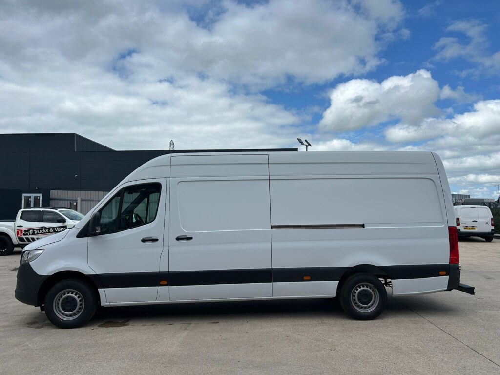 August 2021 Mercedes Sprinter Progressive 315cdi 2.0d LWB