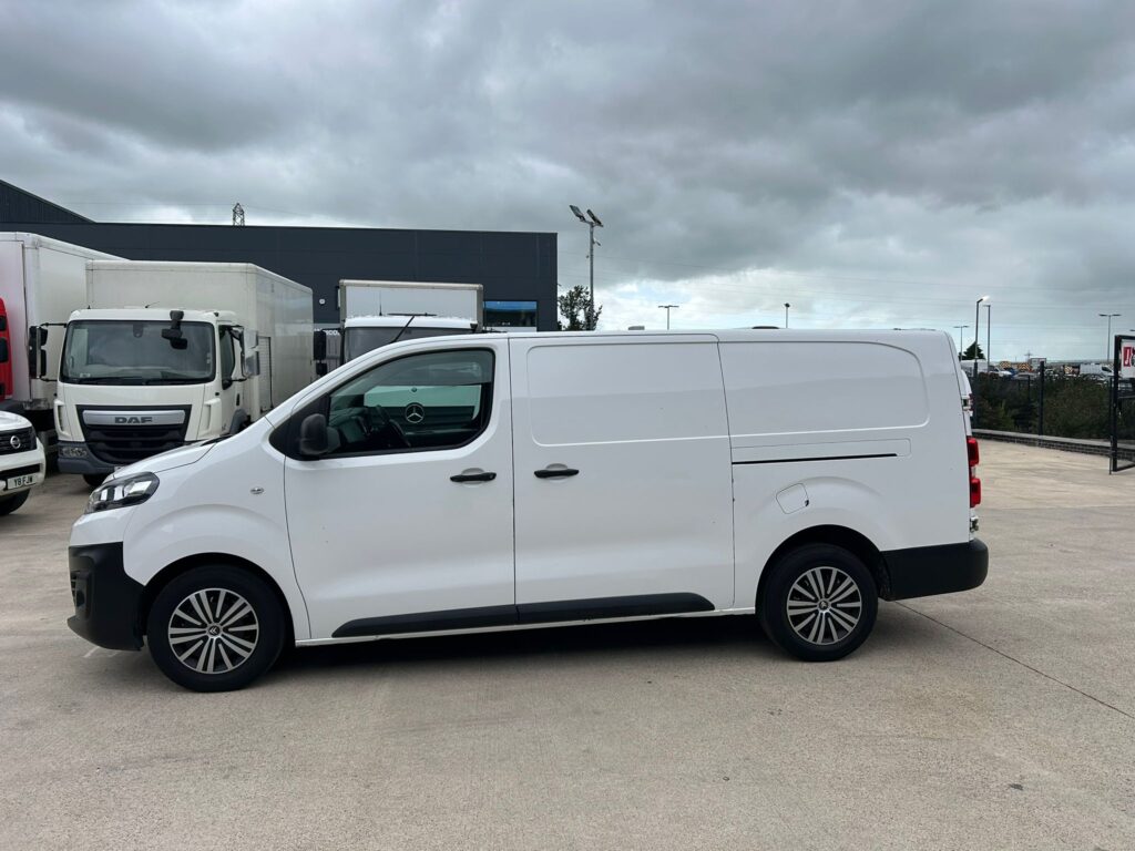 June 2021 Citroen Dispatch 1.5L