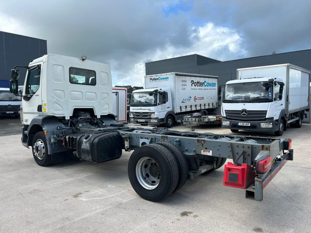 OCTOBER 2017 DAF LF 55 230 14 TONNE
