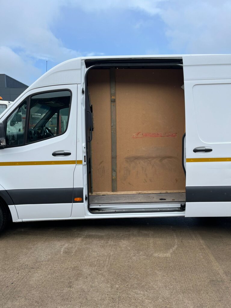 2021 Mercedes Sprinter 314 CDI Progressive MWB L2