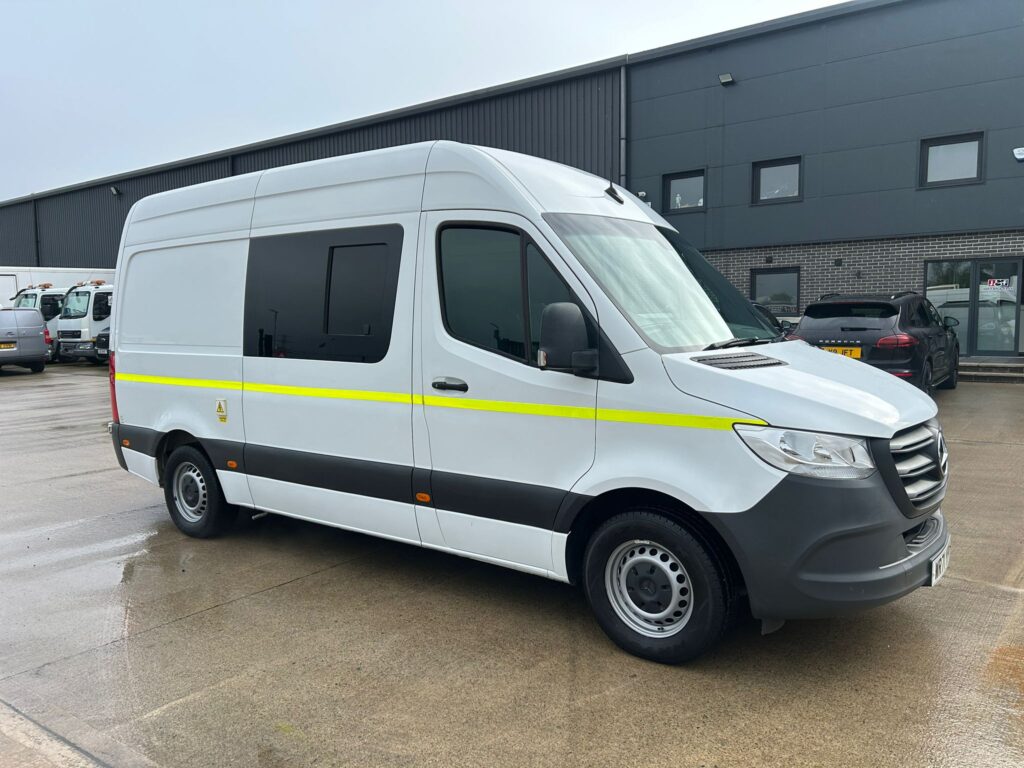 November 2021 Mercedes Sprinter 314 CDI Progressive MWB Welfare Van