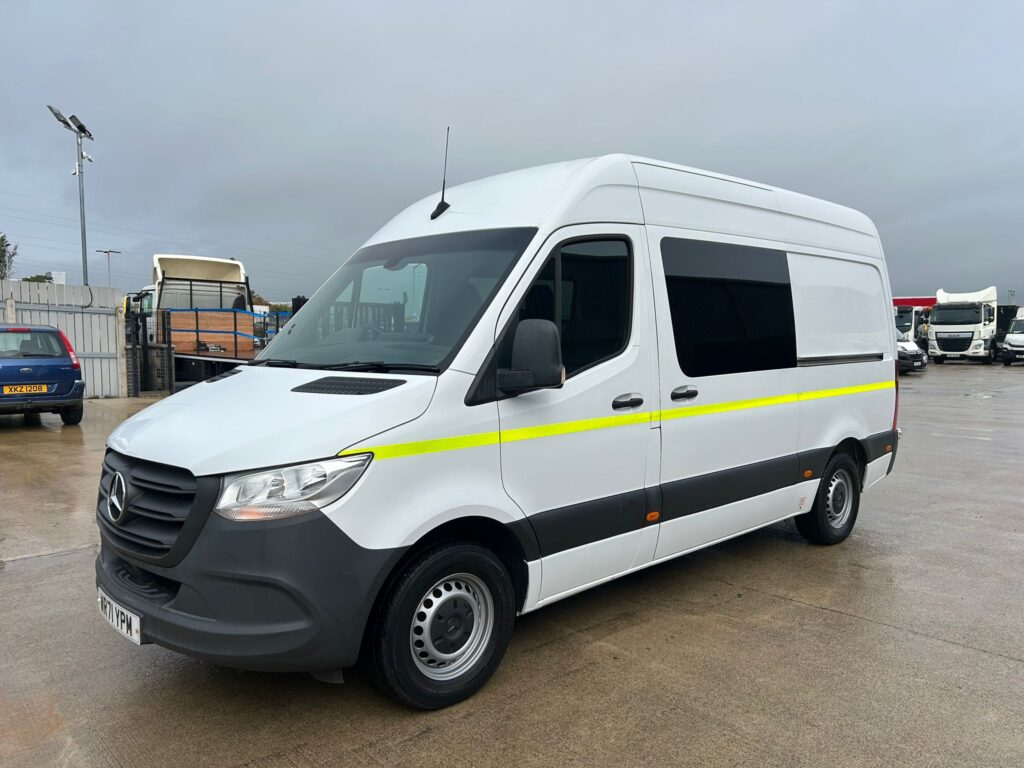 November 2021 Mercedes Sprinter 314 CDI Progressive MWB Welfare Van