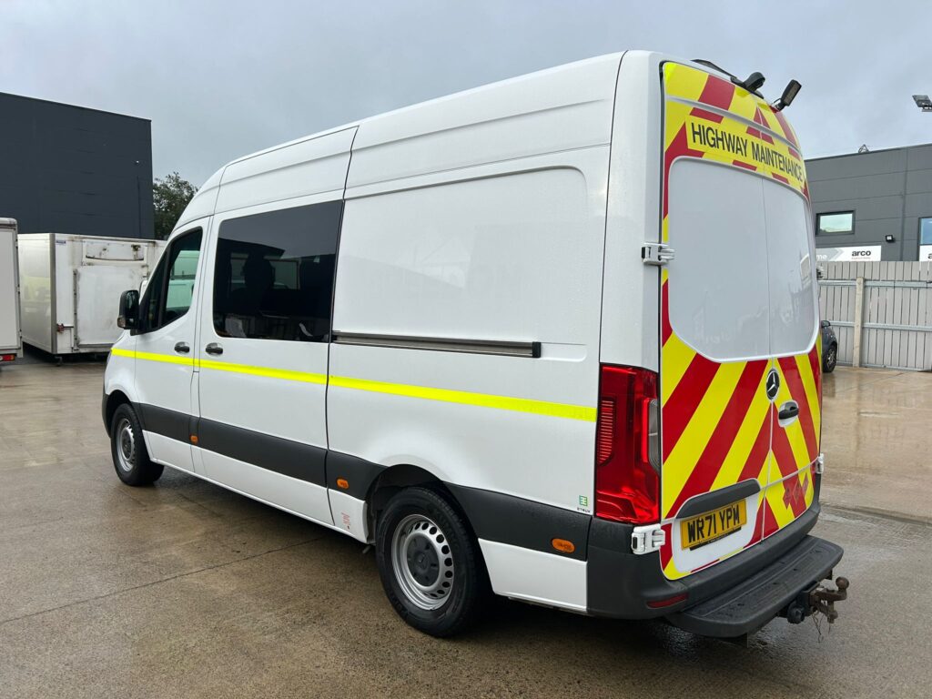 November 2021 Mercedes Sprinter 314 CDI Progressive MWB Welfare Van