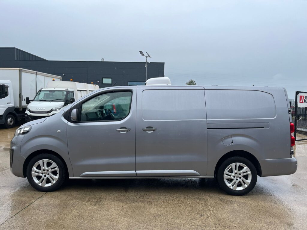 April 2021 Vauxhall Vivaro 2.0 Automatic Fridge Van