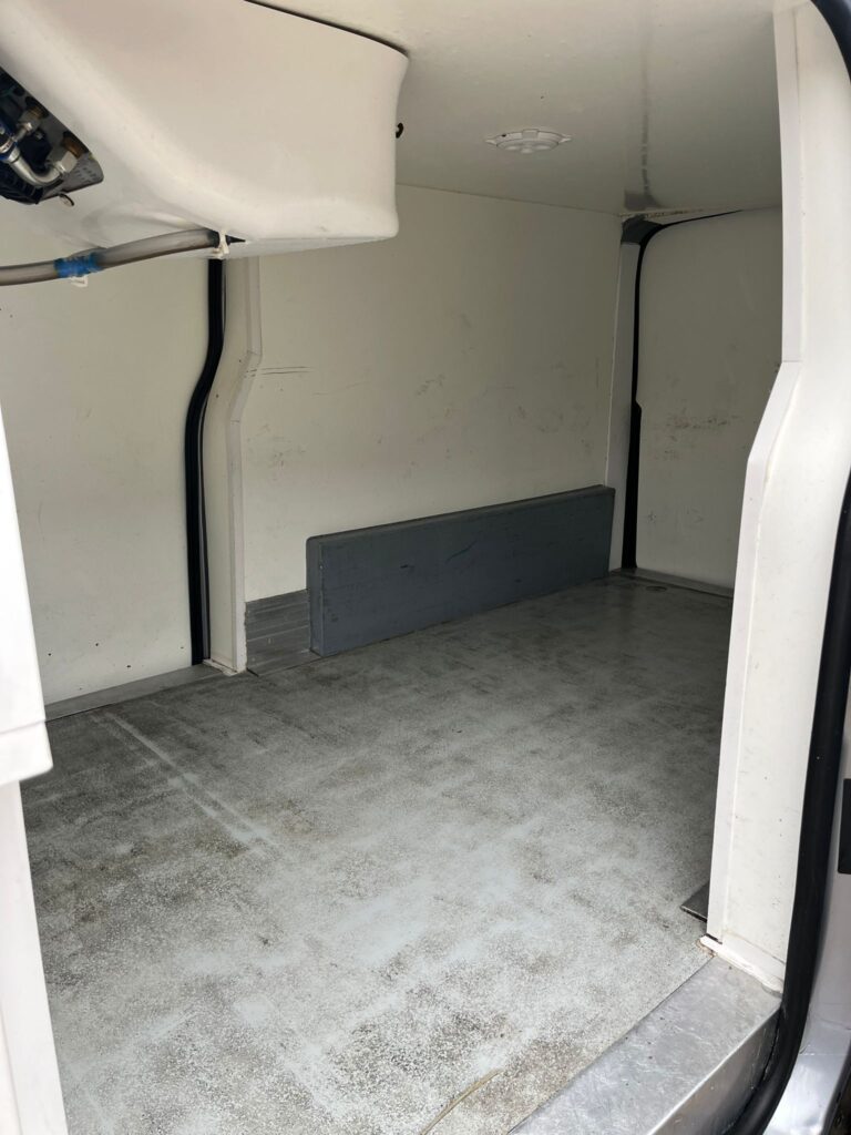 April 2021 Vauxhall Vivaro 2.0 Automatic Fridge Van