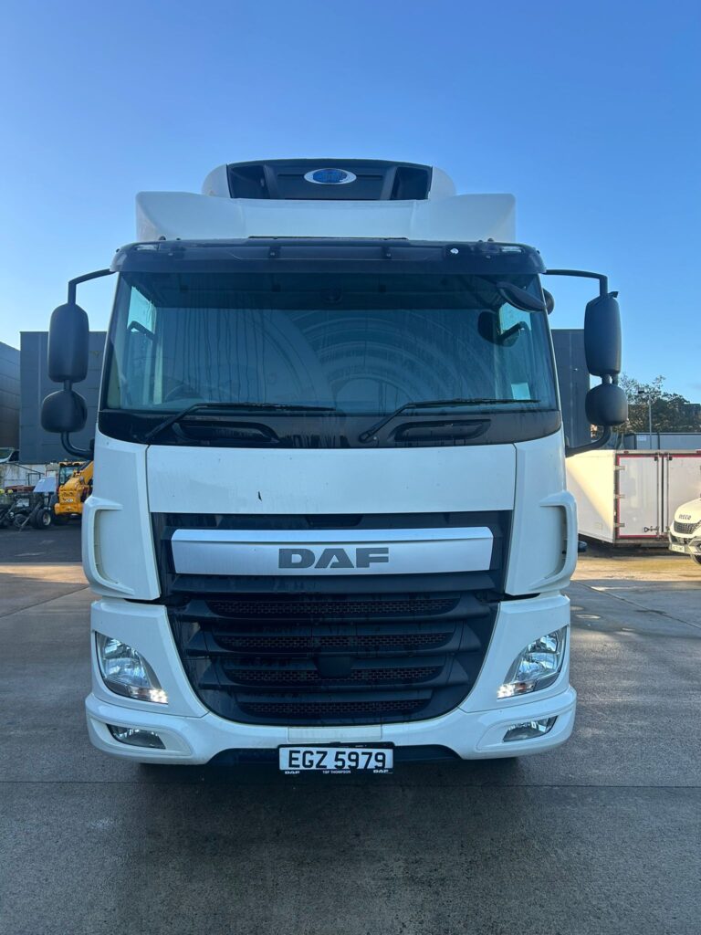 2017 DAF CF 330 6x2 Euro 6